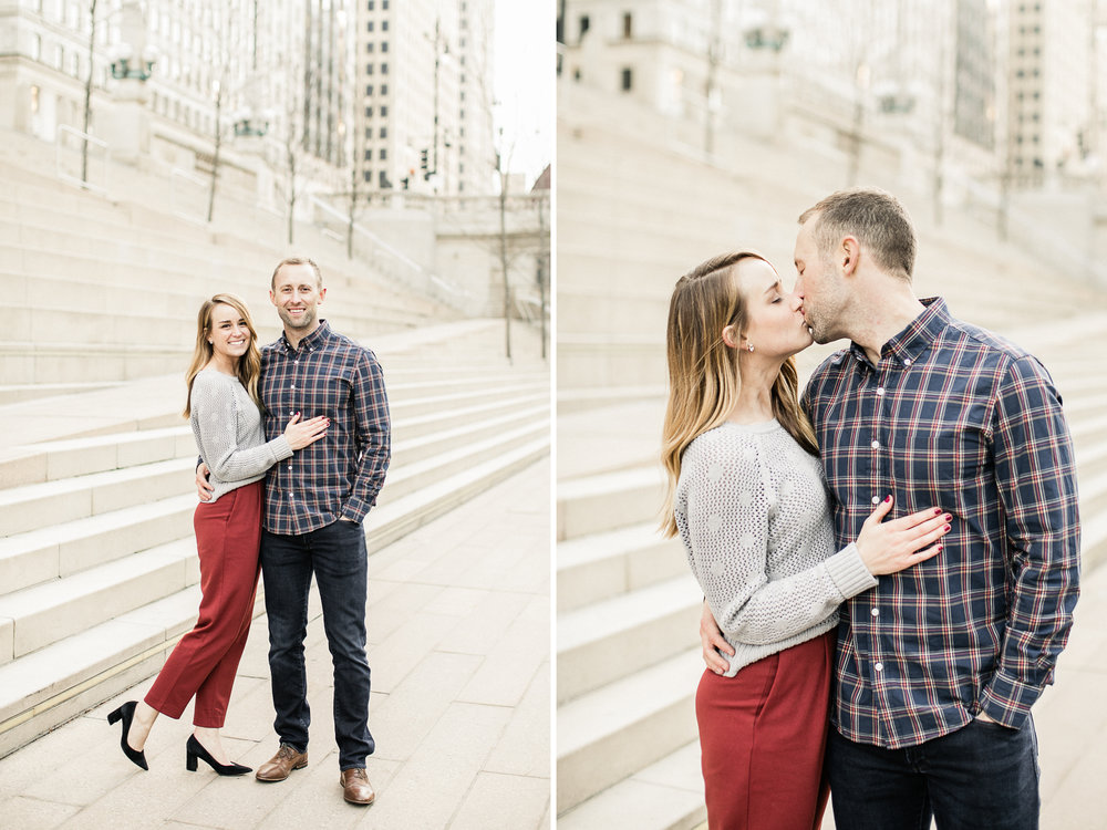 winter-chicago-engaged-couple-photos.jpg